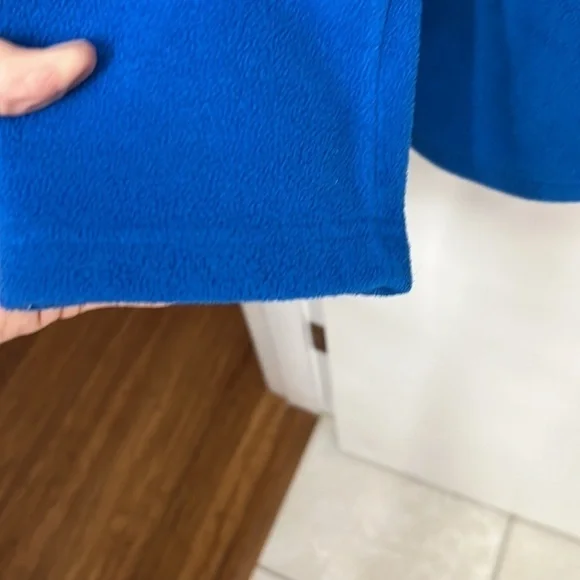 23. Ann Taylor Loft blue and green fleece jacket/Top with a 1/4 zipper - Picture 4 of 6